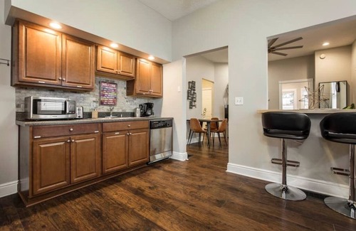 Butchertown Cottage | TWO Units Entire Stylish Restored House on Frankfort Ave by Cozysuites