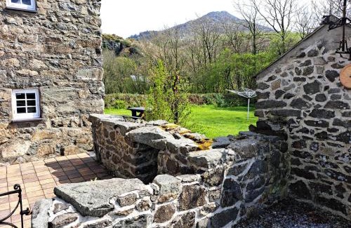 Garn Fadryn House | Ty Bwlcyn