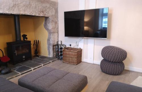 Nefyn House | Ty Isa