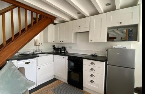 Rhyd-y-clafdy House | Tyddyn Y Felin