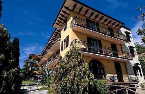 Marciaga Resort | Type A (no lake view)