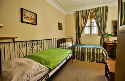 Hradcany Hotel | U Schnellu