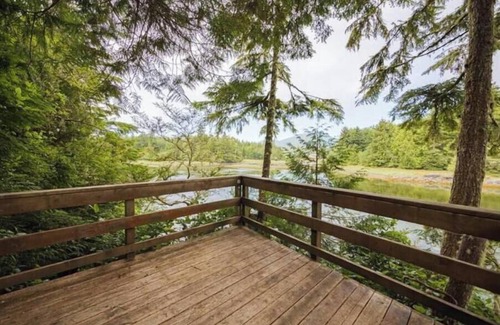 Ucluelet Cottage | Ucluelet Cottage with Water Access