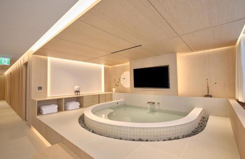 Yeoksam Hotel | UH Suite The Gangnam