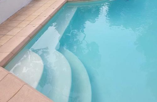 11th Arrondissement Villa | UN OASIS EN PROVENCE