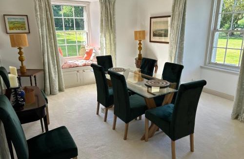 Kilmarnock Apartment | Underwood House Garden Flat