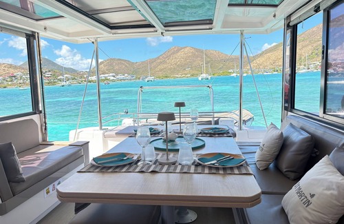 Grand Case Boat Rental | UNIQUE EXPERIENCE: OVERNIGHT ON A CATAMARAN WITH DINNER AND BREAKFAST INCLUDED