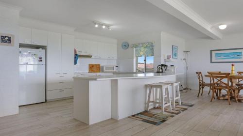 Tura Beach House | Unit 3 18 Surf Circle Tura Beach
