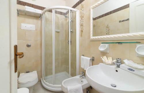 Pinarella Hotel | Universal Hotel