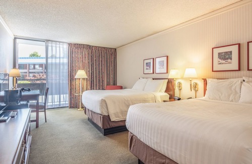 Downtown Portland Hotel | University Place Hotel & Conference Center
