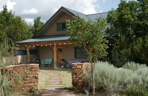 Canada de los Alamos House | Unsurpassed Night Skies And Fresh Mountain Air In A Traditional Village