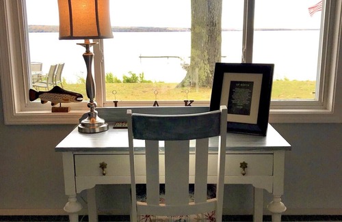 Cheboygan House | Up North Getaway, Pet friendly, Dock, Kayaks, Firepit, Views. Near Mackinaw City