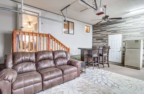 Pinetop Cottage | Updated Deck & Fireside Table: Pinetop Cottage