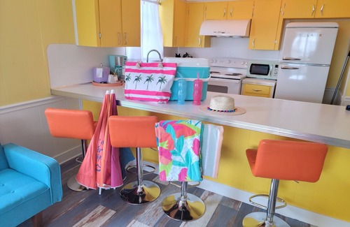 South Padre Island Hotel | Upper Deck Hotel and Bar - Adults Only