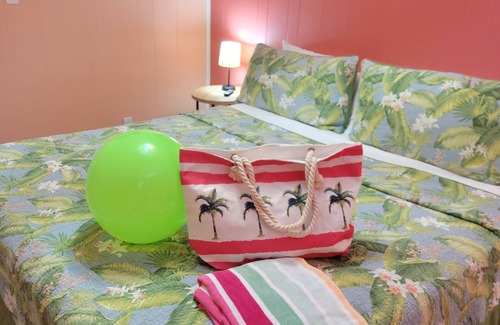 South Padre Island Hotel | Upper Deck Hotel and Bar - Adults Only