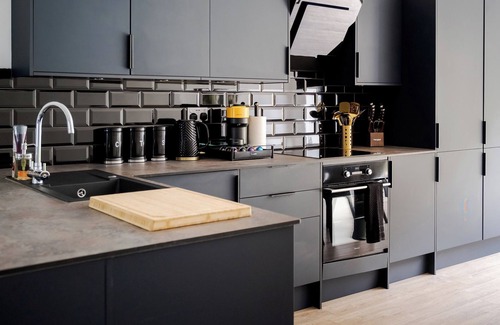 South Hampstead Apartment | Urban Luxury Air coned 4 Bedroom 3 Bathroom Garden Apartment – Swiss Cottage NW6