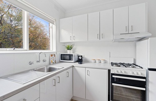 Prahran Apartment | Urban Oasis @ Prahran