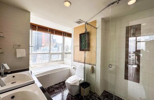 Thung Maha Mek Hotel | Urbana Sathorn Hotel, Bangkok