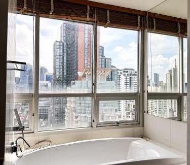 Thung Maha Mek Hotel | Urbana Sathorn Hotel, Bangkok