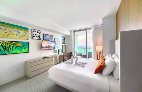 Hollywood South Central Beach Apartment | 108 m² Apartment ∙ 2 bedrooms ∙ 6 guests