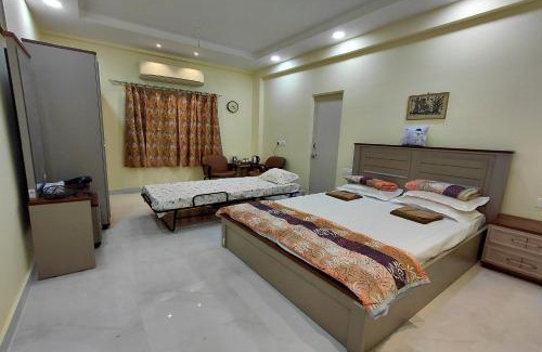 Sadar House | V & U Homestay Sadar