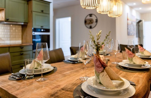 Monkebull Apartment | Vacation apartment/apartment for 10 guests with 130m² in Langenhorn (296520)