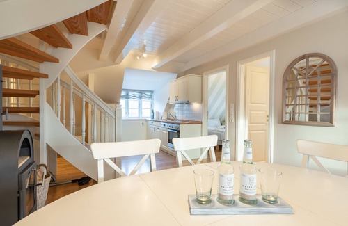 Utersum Apartment | Vacation apartment/apartment for 4 guests with 55m² in Utersum (146716)