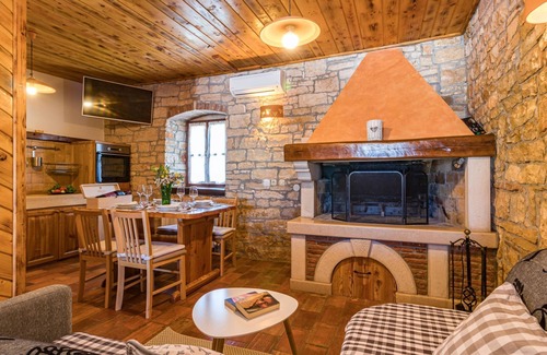 Baderna House | Vacation home Vera by Interhome