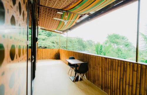 Samal Bed & Breakfast | Vafi Hills Bed And Breakfast