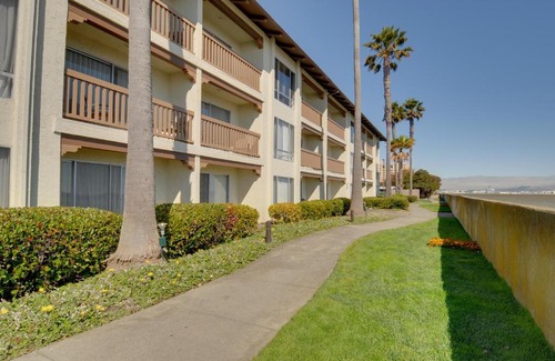 Burlingame Hotel | Vagabond Inn Executive SFO