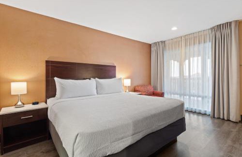 Burlingame Hotel | Vagabond Inn Executive SFO