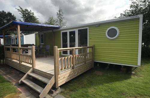 Suameer House | Vakantiepark Bergumermeer 8
