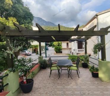 Drvenik Apartment | Valerie Apartman