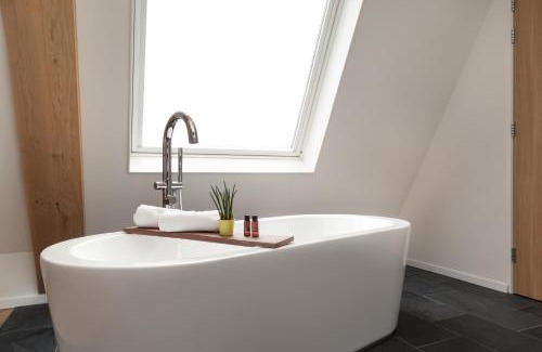 Nes Hotel | Van Heeckeren Hotel
