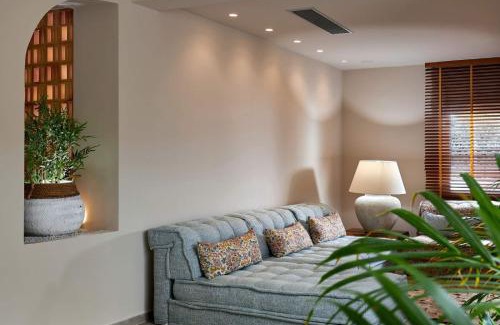Sissi Hotel | Vasia Sea Retreat