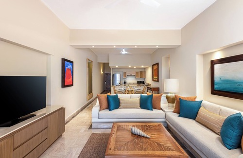 Marina Vallarta Resort | Velas Vallarta Suites Resort All Inclusive