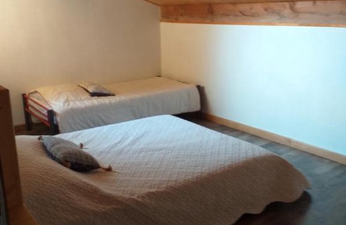Gruissan Plage Apartment | VENEZ SEJOURNER A GRUISSAN .PLAGE DES CHALETS