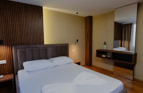 Shkoder Apartment | Veranda