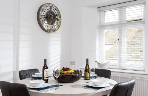 Padstow House | Verity Cottage