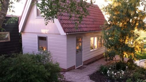 Waterland House | Very nice cottage in Durgerdam, with private garden, free parking, pets allowed