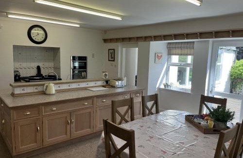 Glenisla House | Vicarsford Farmhouse