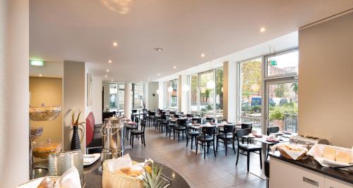 Reinickendorf Hotel | Victor's Residenz-Hotel Berlin Tegel
