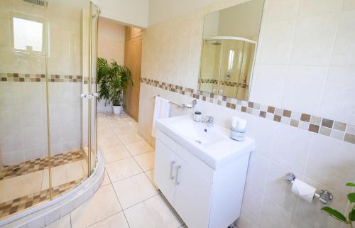Victoria Falls Villa | Victoria Falls Holiday Home