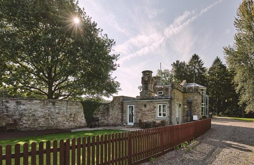 Leominster House | Victoria Lodge