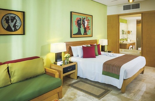 Playacar Resort | Vidanta Grand Mayan Two (2) Bedroom Suite