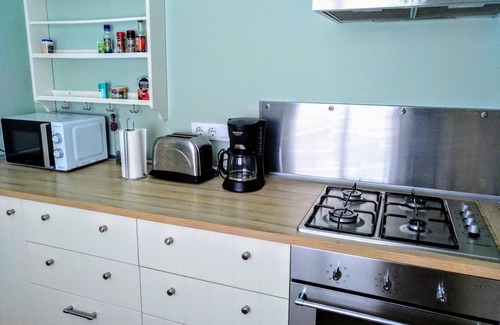Sol del Este Villa | VILLA 4BED NEAR ARENAL /POOL /AIR CON /WIFI /SMART TV /EXCELLENT VIEWS ON PINEFOREST