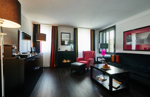 Altstadt I Hotel | Villa am Ruhrufer