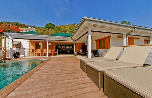 Morne de Depoudre Villa | Villa Anakao - Great Central Location
