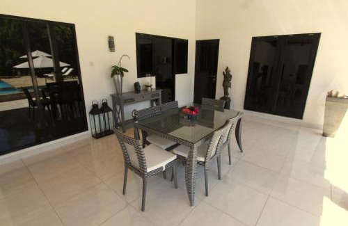 Kaliasem Villa | Villa Bayu Lovina 2bedroom villa, private pool
