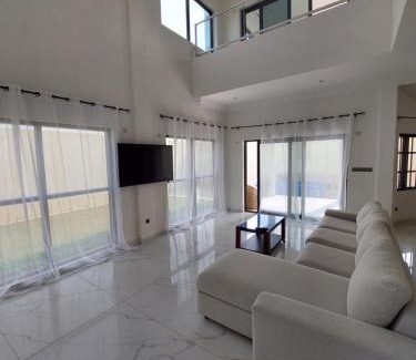 Abomey-Calavi Villa | Villa Belle